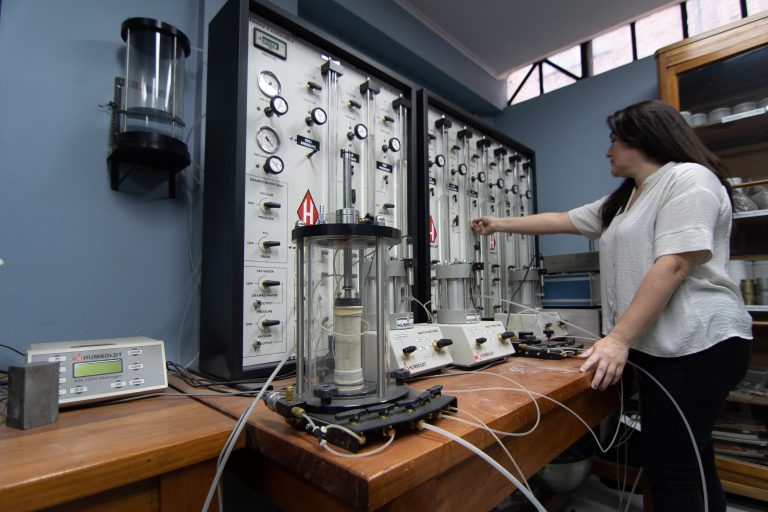 Laboratorio de Materiales y Geotecnia