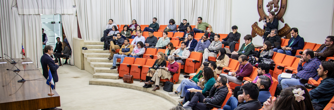 Vriic realiza taller de postulación a Fondecyt Iniciación 2027 junto a Premios Nacionales de Ciencia